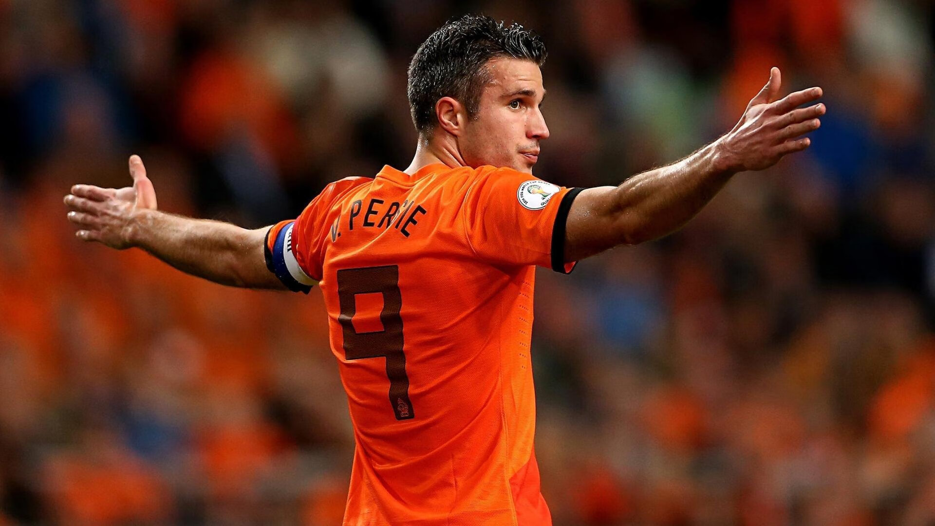 球员赛后对裁判表示尊重，但呼吁规则完善，如果球队在主裁判员通知后拒绝比赛