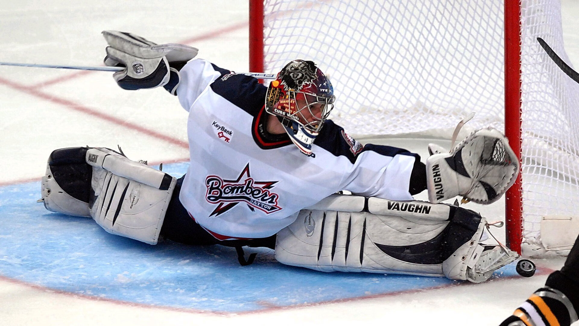 “伊万·戈梅斯的进攻突破与全场调度，成就美洲狮队的战术优势”